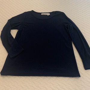New Direction Navy tunic top. Dotted Swiss size L. Hem longer in back.